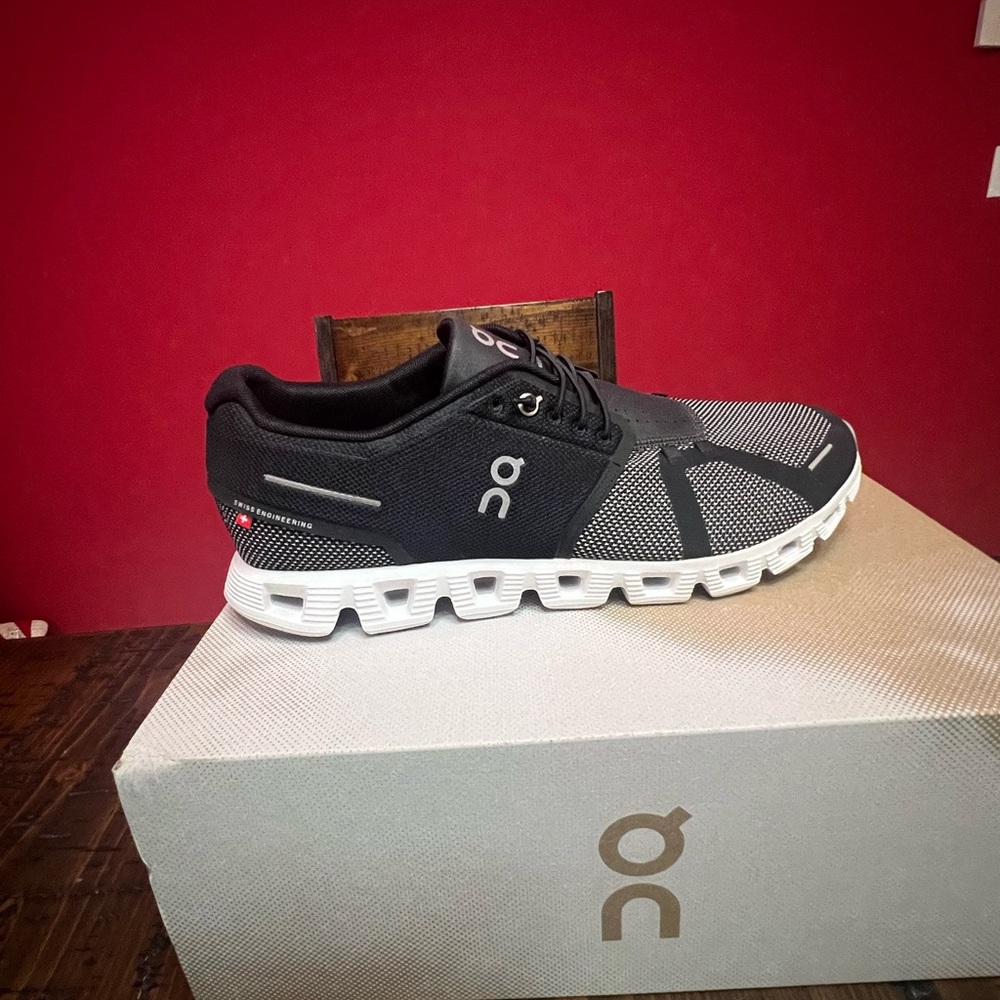 On Cloud Shoes Brand new in box